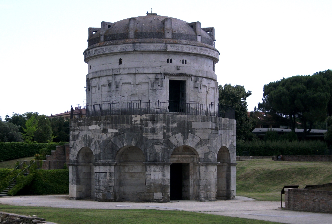 Равенна, мавзолей Теодориха Великого