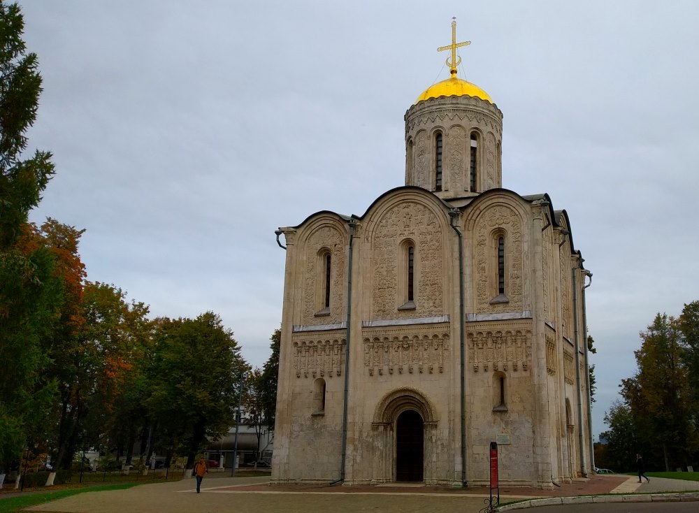 Владимир, собор Святого Дмитрия Солунского